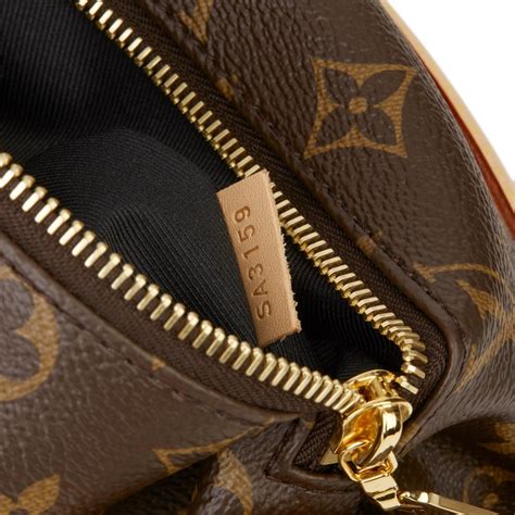 lv bum wallet